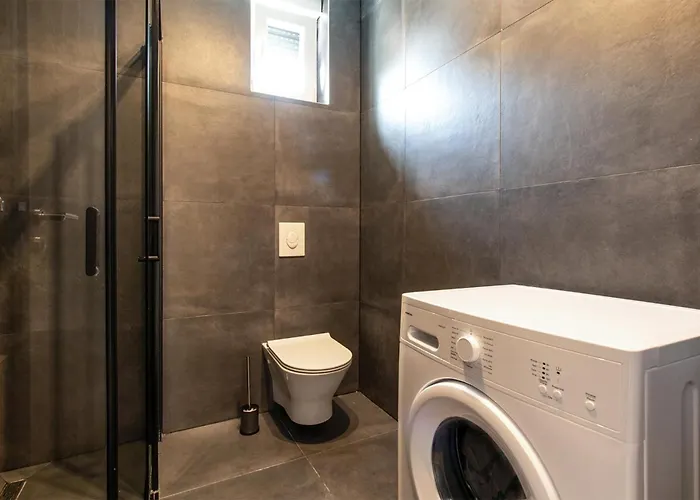 Beautiful Apartment In Vrsi With Wifi Apartament *